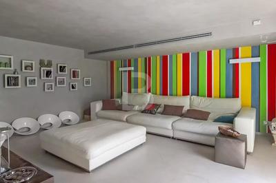 Villa - 240 m² - 8 pièces