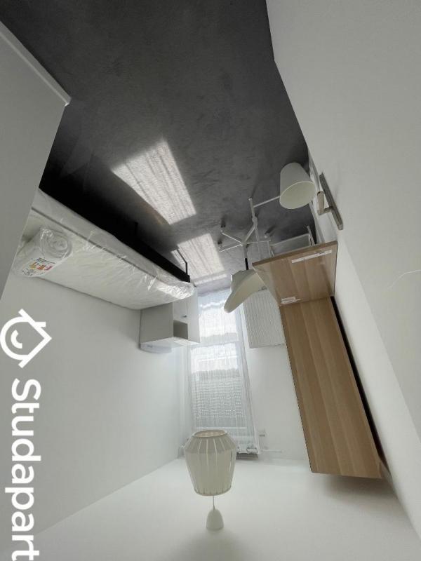 Chambre - 9 m² - 1 pièce