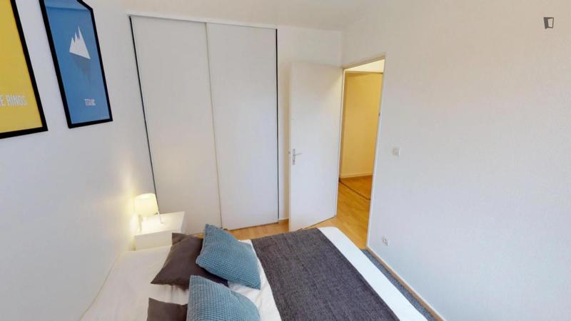 Chambre - 8 m² - 4 pièces