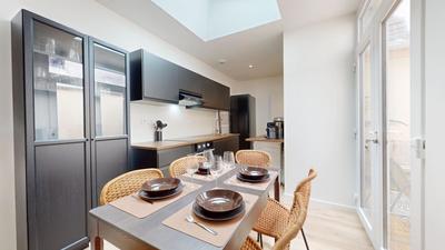 Maison - 90 m² - 6 pièces