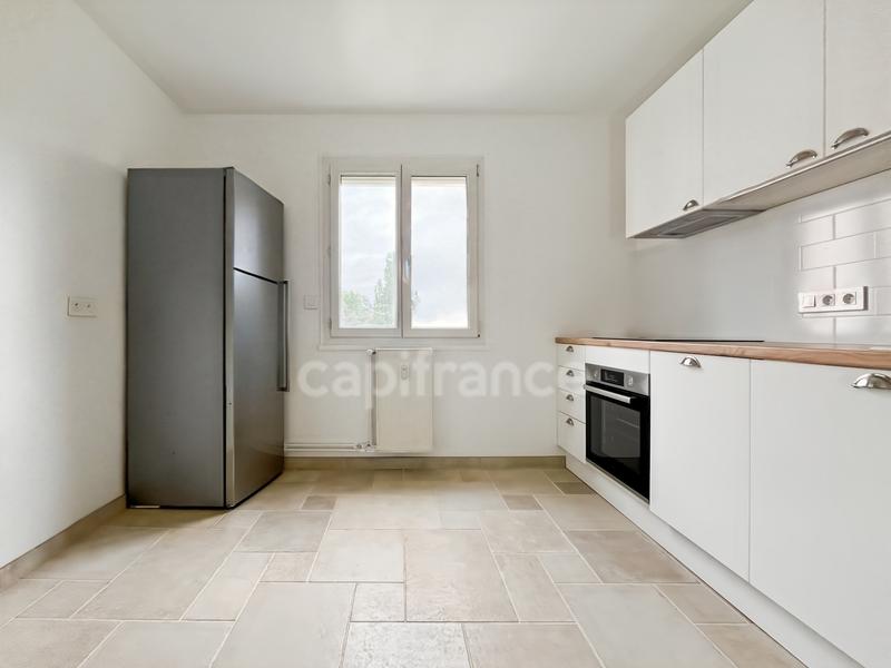 Appartement - 79 m² - 4 pièces