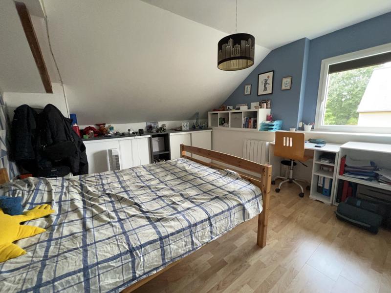 Maison - 137 m² - 8 pièces