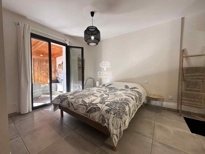 Villa - 95 m² - 4 pièces