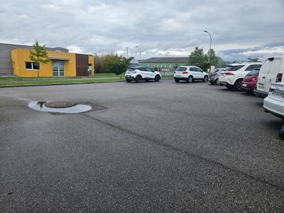 Local commercial - 89 m² - 1 pièce