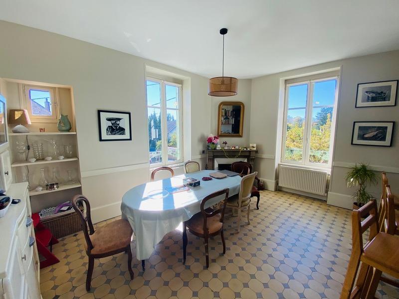 Maison - 139 m² - 7 pièces