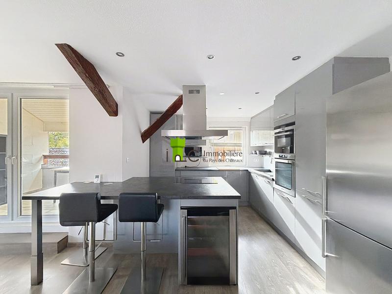 Appartement - 125 m² - 5 pièces