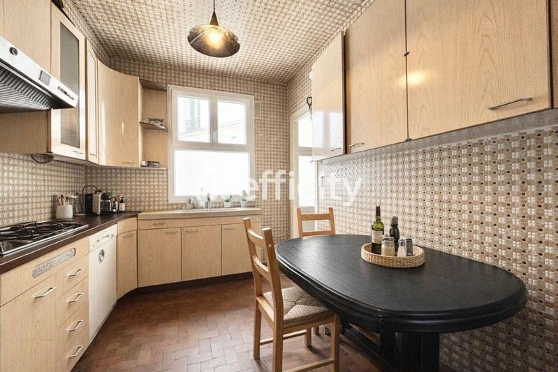 Appartement - 115 m² - 4 pièces
