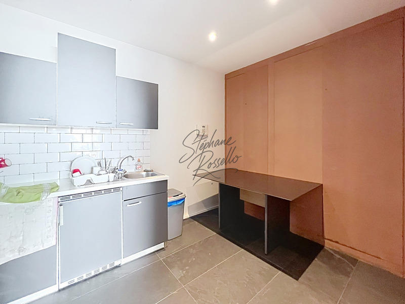 Bureau - 71 m² - 4 pièces