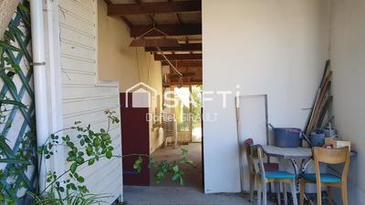 Maison - 300 m² - 10 pièces