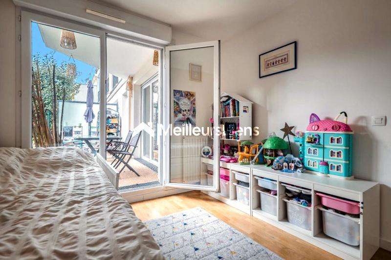 Appartement - 82 m² - 4 pièces