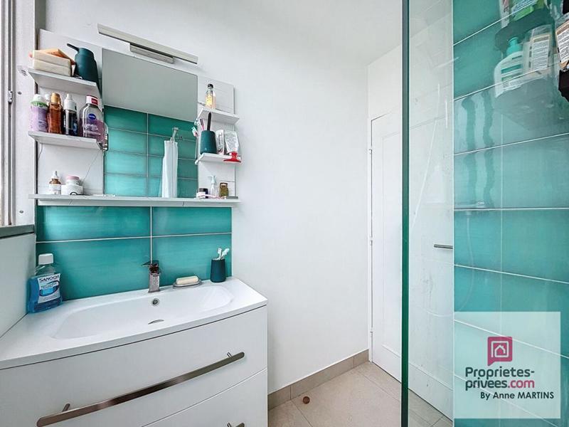 Appartement - 65 m² - 5 pièces