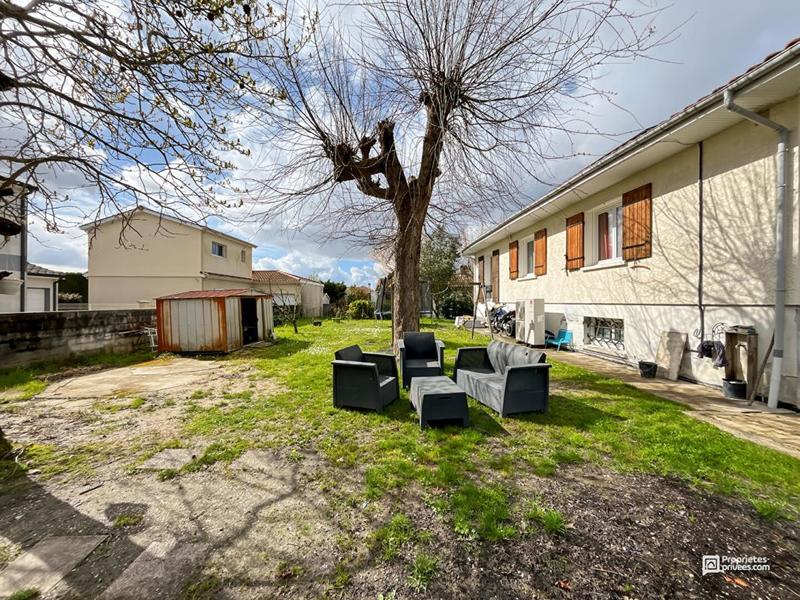 Maison - 200 m² - 9 pièces