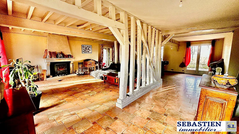 Maison - 429 m² - 14 pièces