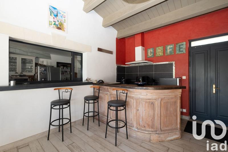 Maison - 220 m² - 5 pièces