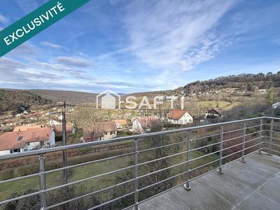 Maison - 163 m² - 8 pièces