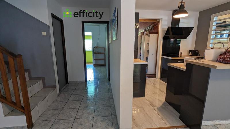 Maison - 160 m² - 6 pièces