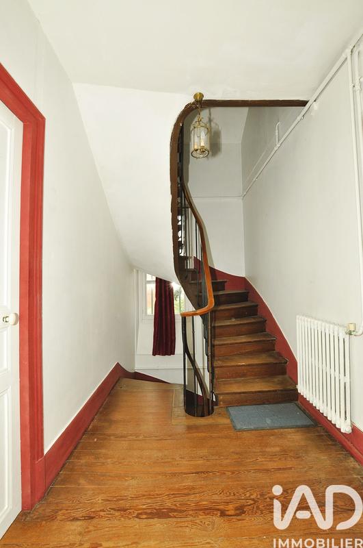 Maison - 168 m² - 7 pièces