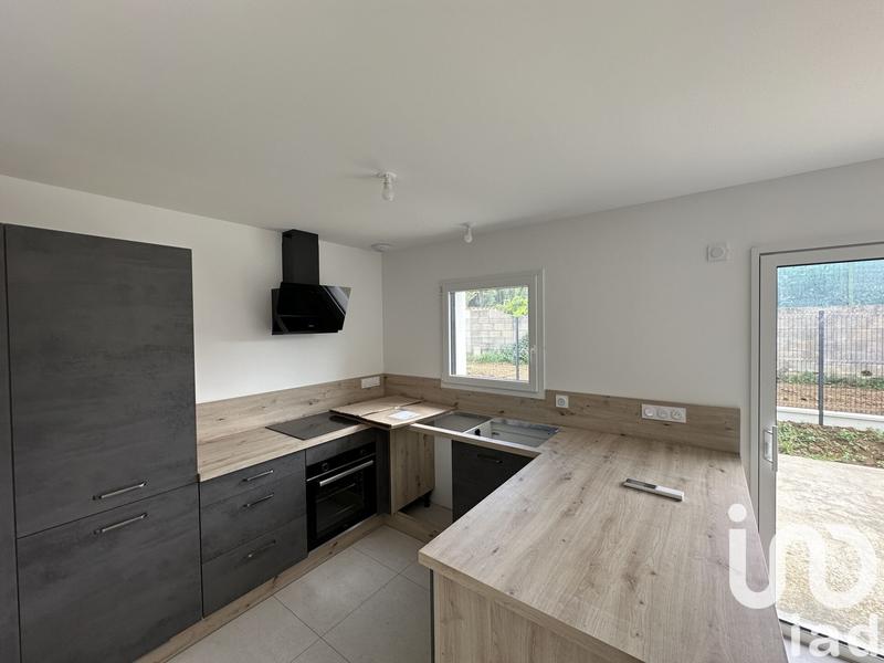 Maison - 94 m² - 5 pièces