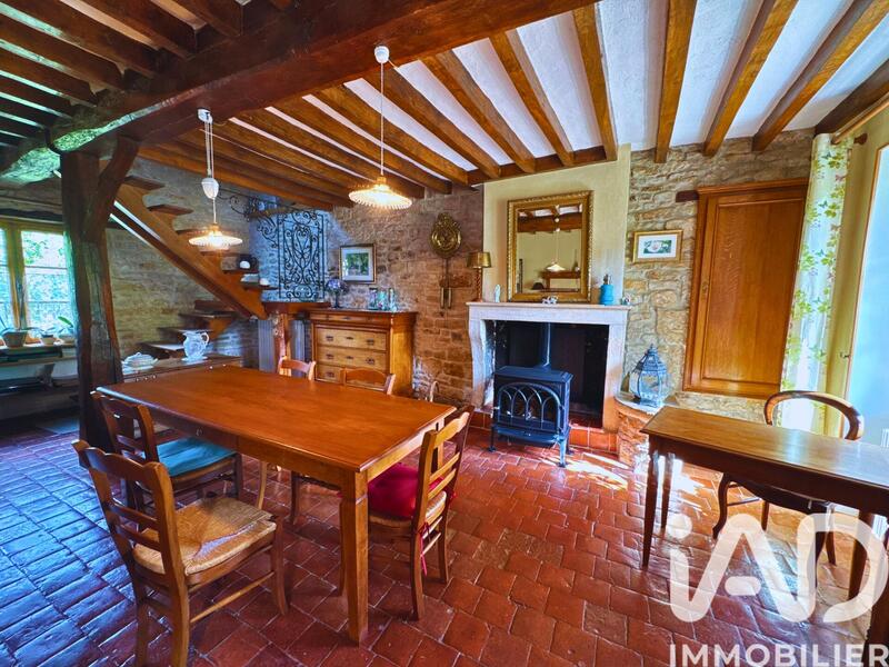 Maison - 197 m² - 7 pièces