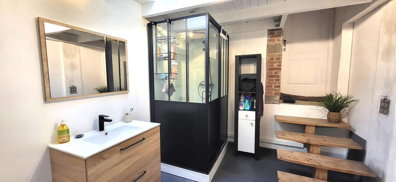 Maison - 180 m² - 7 pièces