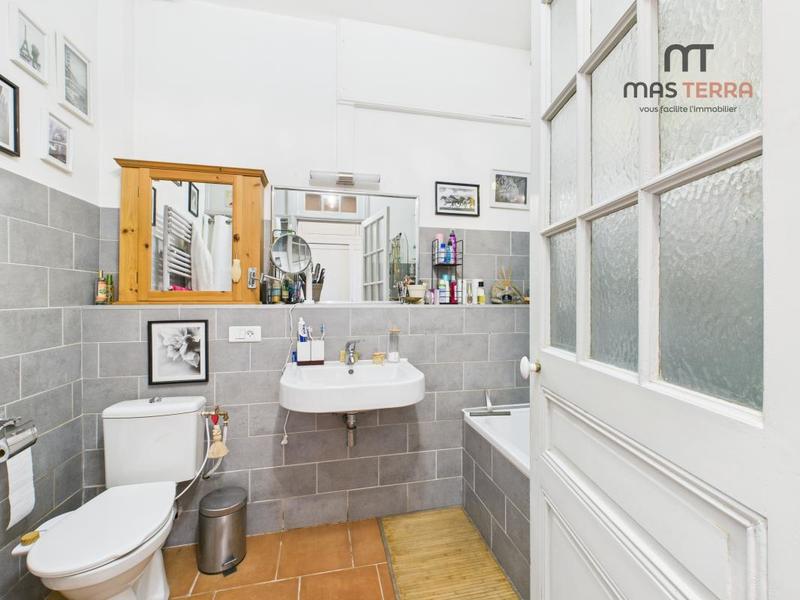 Appartement - 97 m² - 3 pièces