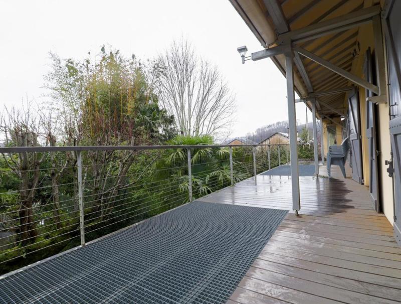 Maison - 298 m² - 9 pièces