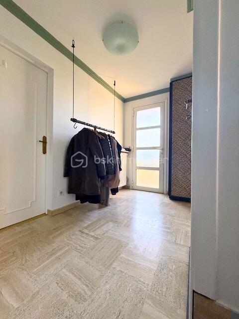 Maison - 101 m² - 5 pièces