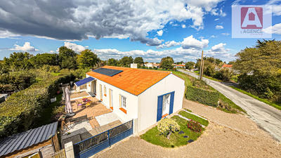 Maison - 90 m² - 3 pièces