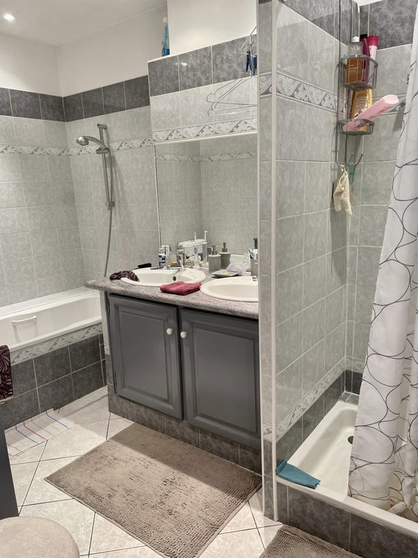 Appartement - 100 m² - 4 pièces