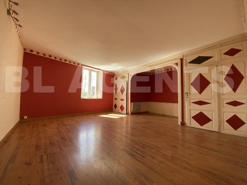 Maison - 110 m² - 4 pièces