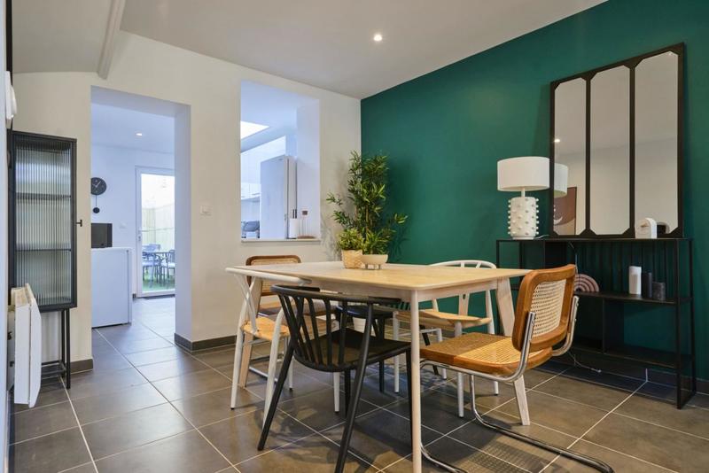 Maison - 103 m² - 7 pièces