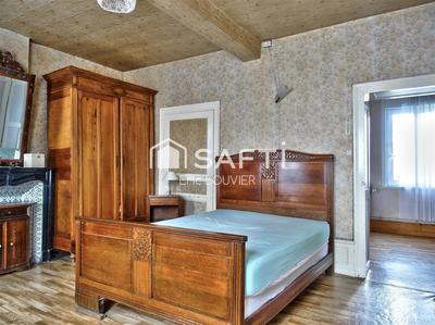 Maison - 97 m² - 3 pièces