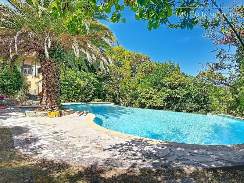 Bastide - 300 m² - 7 pièces