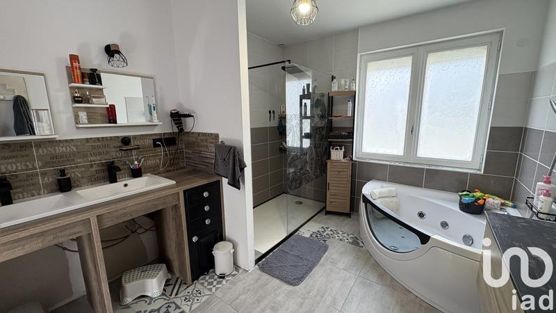 Maison de ville - 130 m² - 8 pièces