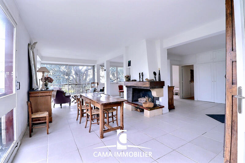 Appartement - 115 m² - 5 pièces