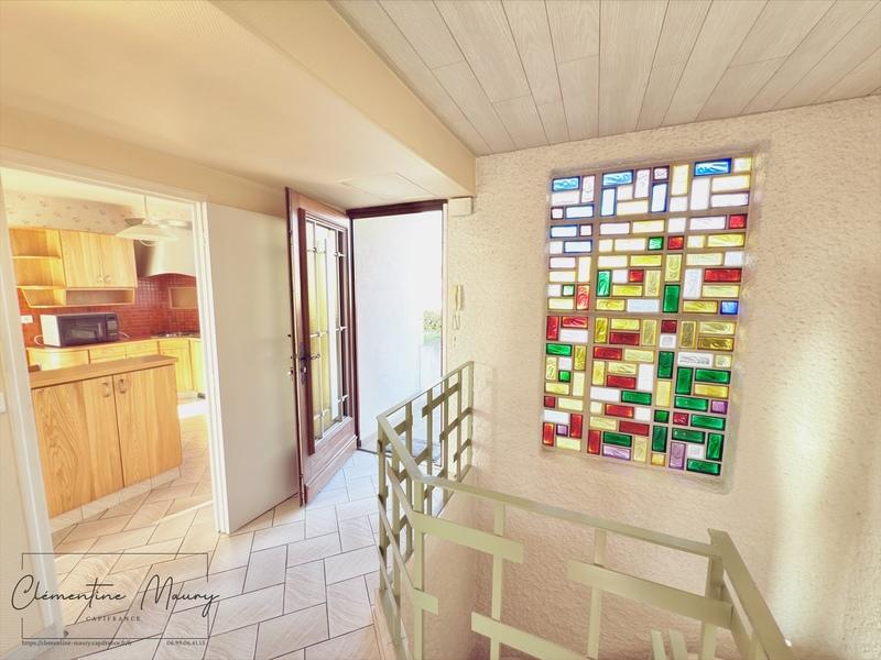 Maison - 200 m² - 7 pièces