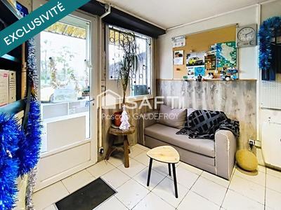 Local commercial - 5 pièces