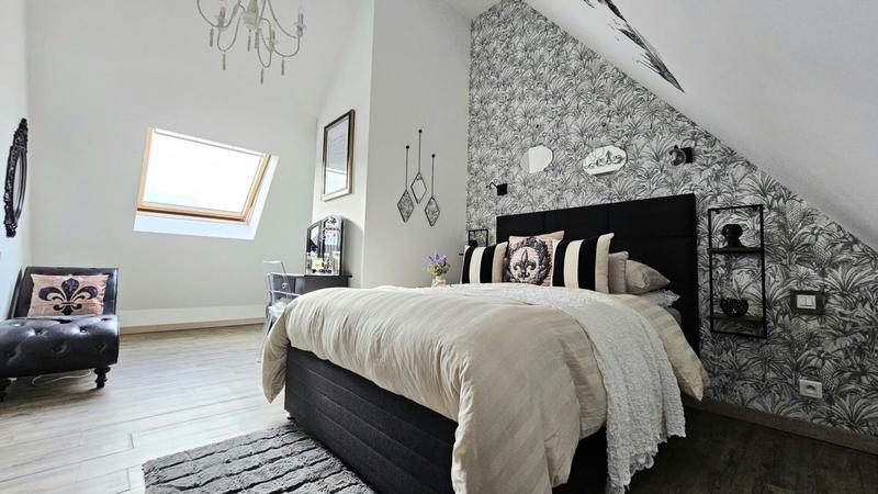 Maison ancienne - 147 m² - 8 pièces