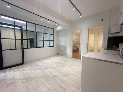 Local commercial - 81 m²