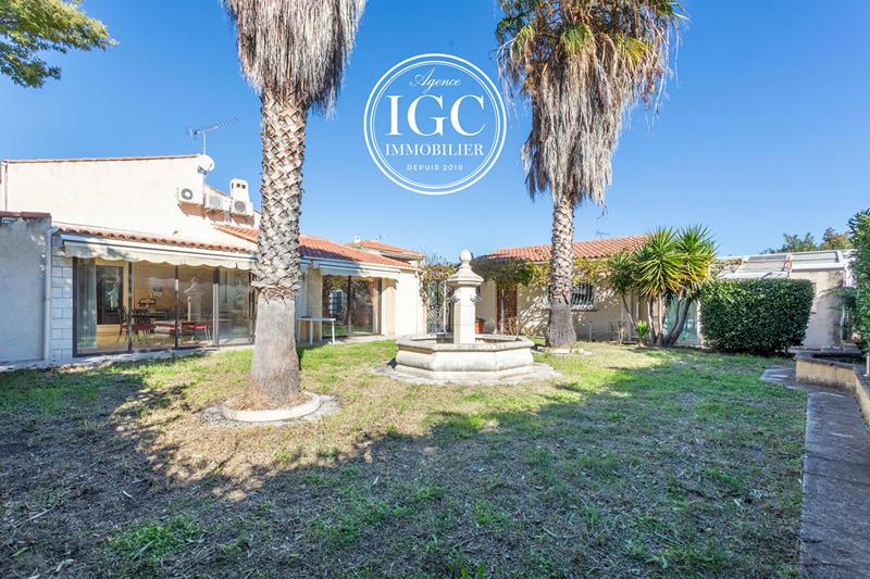 Maison - 240 m² - 6 pièces