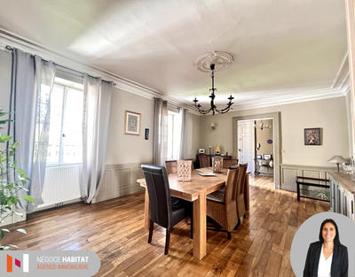 Appartement - 225 m² - 7 pièces