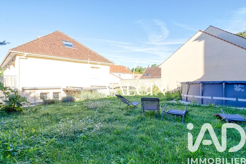 Maison - 200 m² - 7 pièces