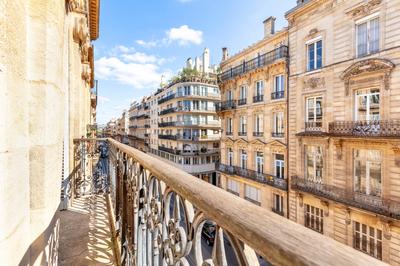 Appartement - 211 m² - 6 pièces