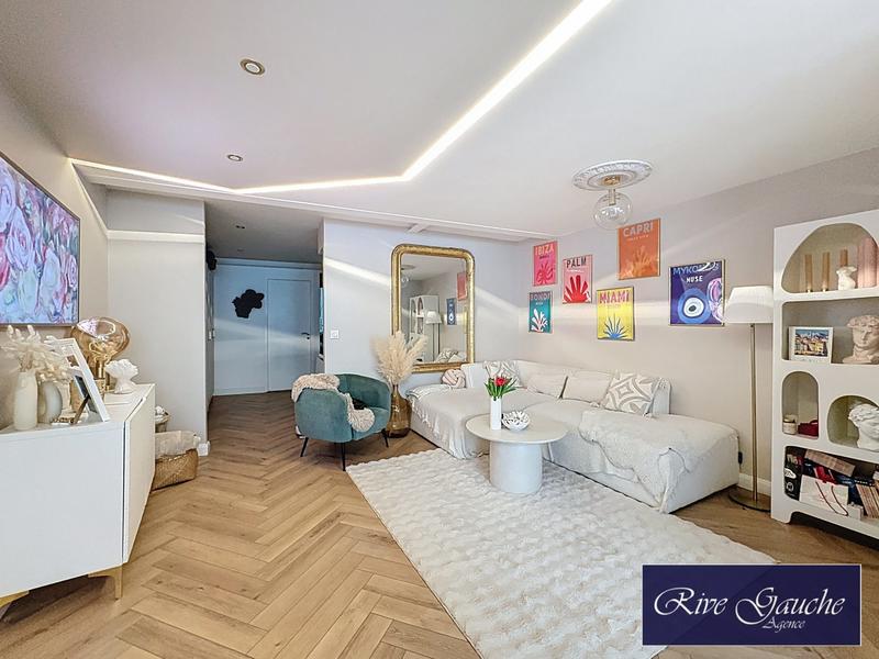 Appartement - 82 m² - 4 pièces