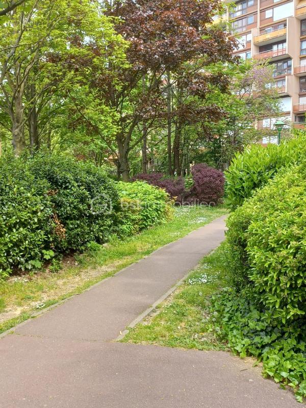 Appartement - 82 m² - 4 pièces