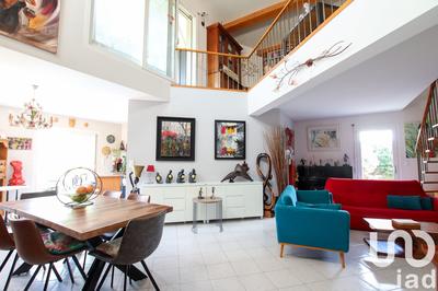 Maison - 160 m² - 7 pièces