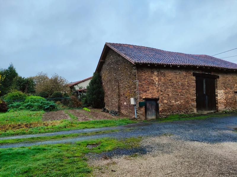 Maison - 80 m² - 5 pièces