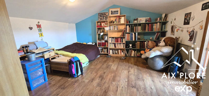 Maison - 145 m² - 5 pièces