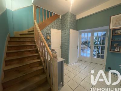 Maison - 179 m² - 6 pièces