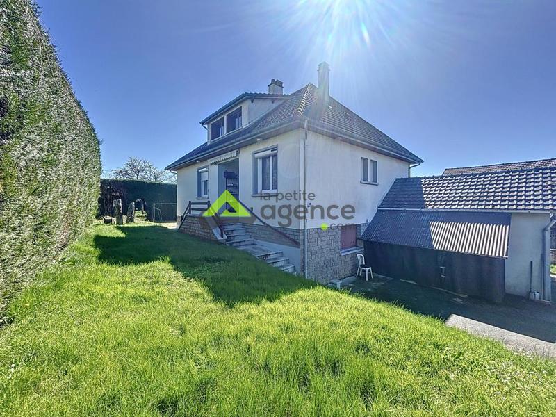 Maison - 105 m² - 4 pièces